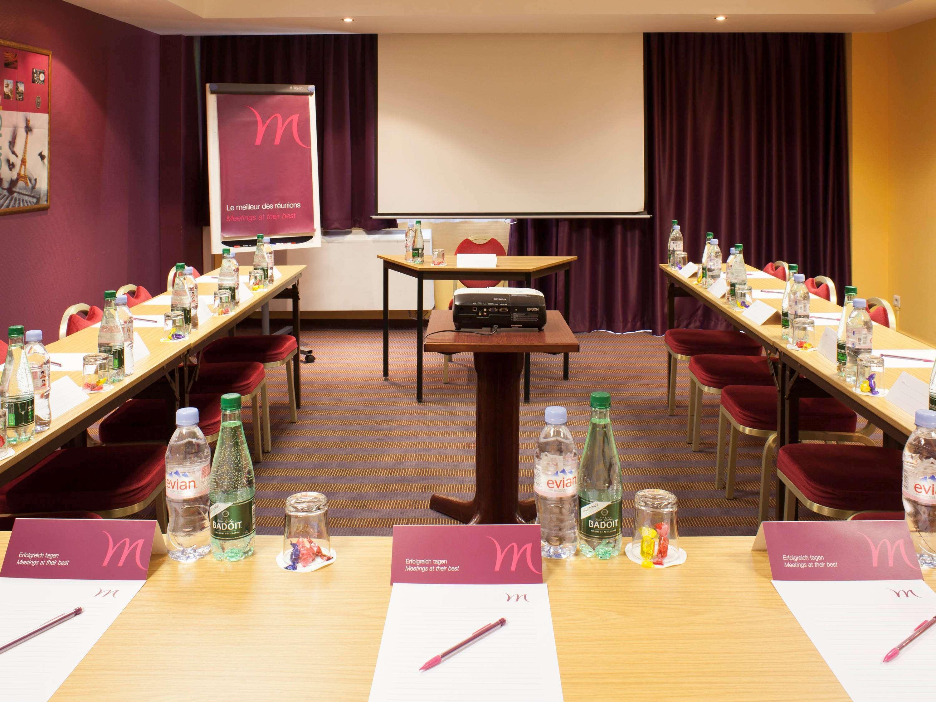 Mercure Versailles Paris Ouest Екстериор снимка