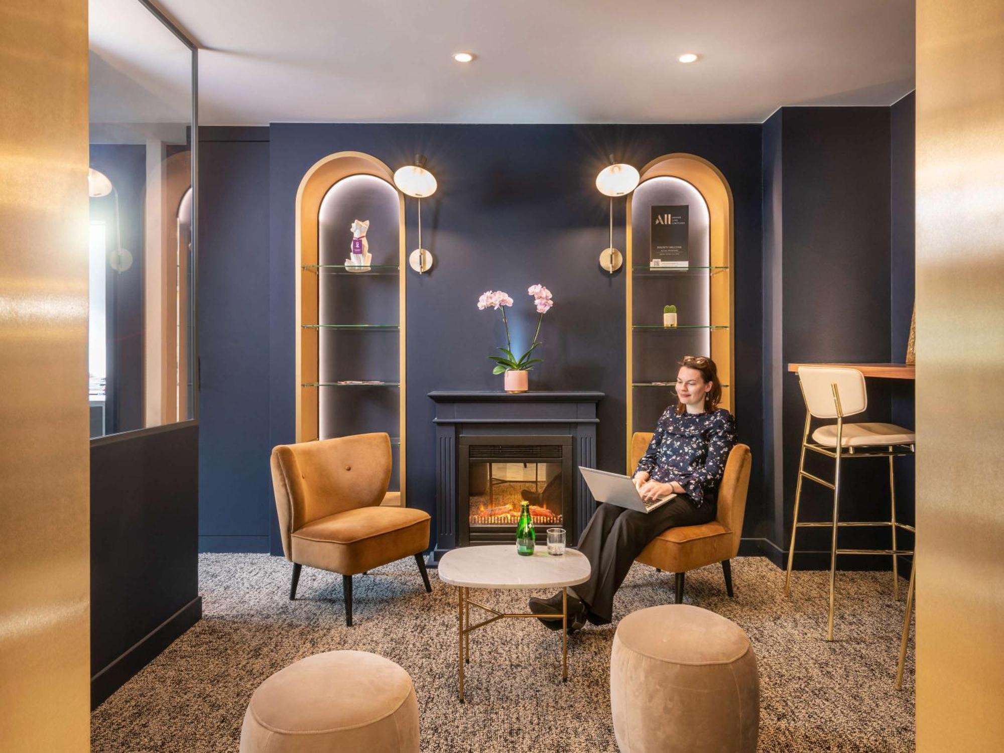 Mercure Versailles Paris Ouest Екстериор снимка