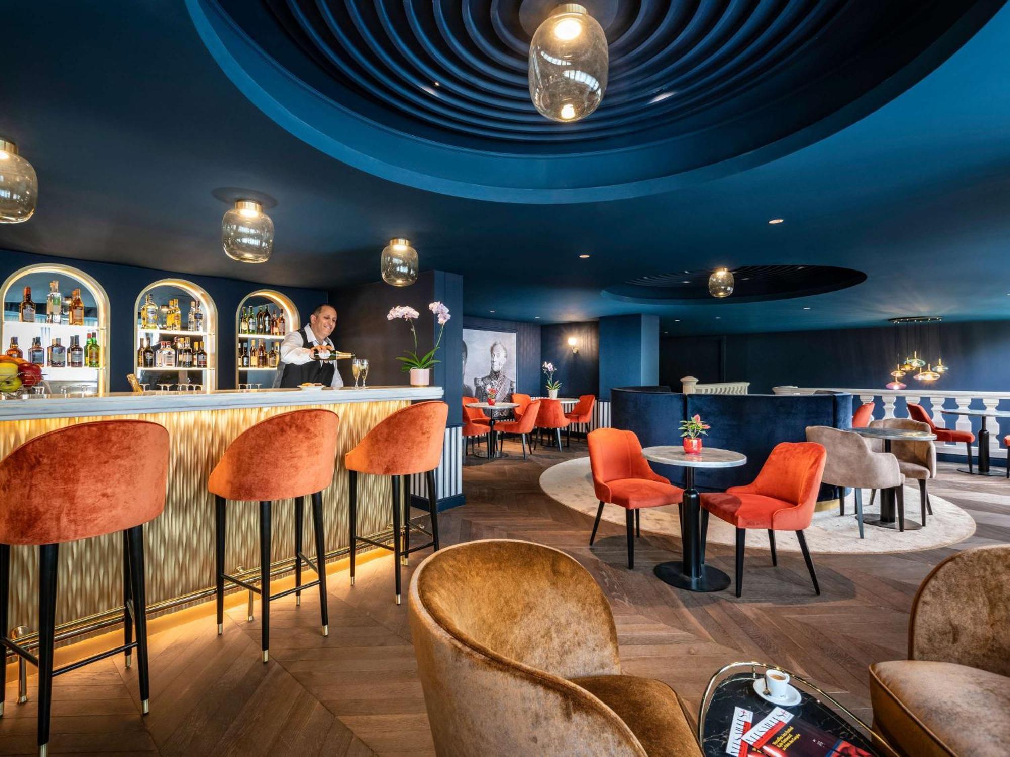 Mercure Versailles Paris Ouest Екстериор снимка