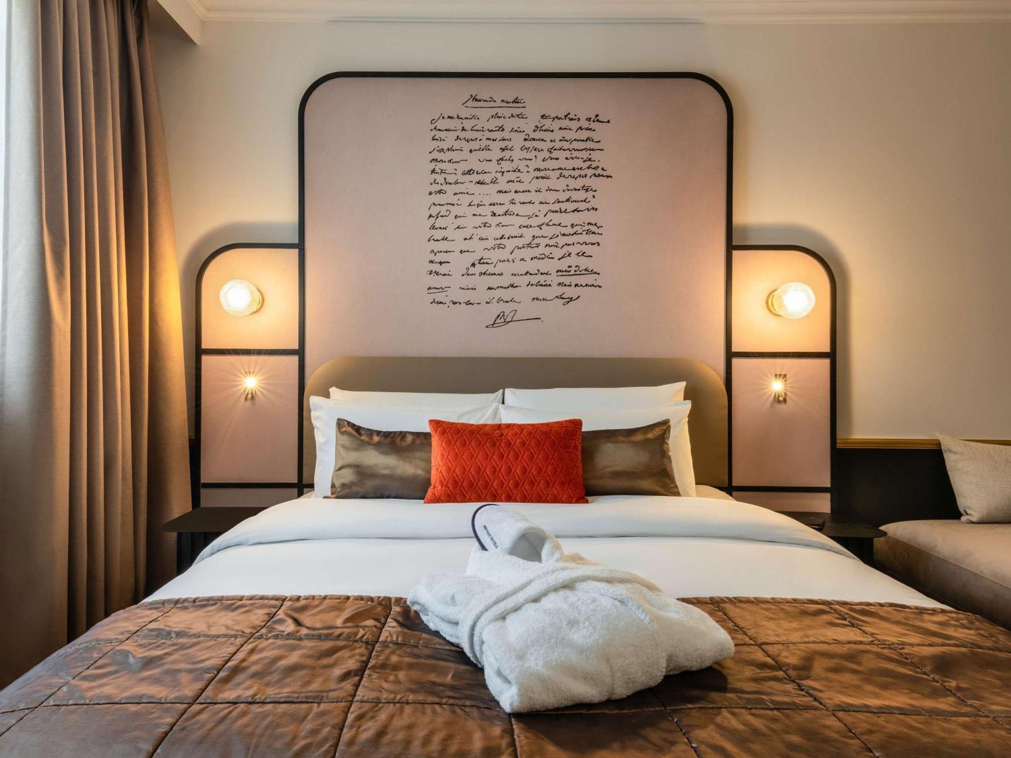 Mercure Versailles Paris Ouest Екстериор снимка