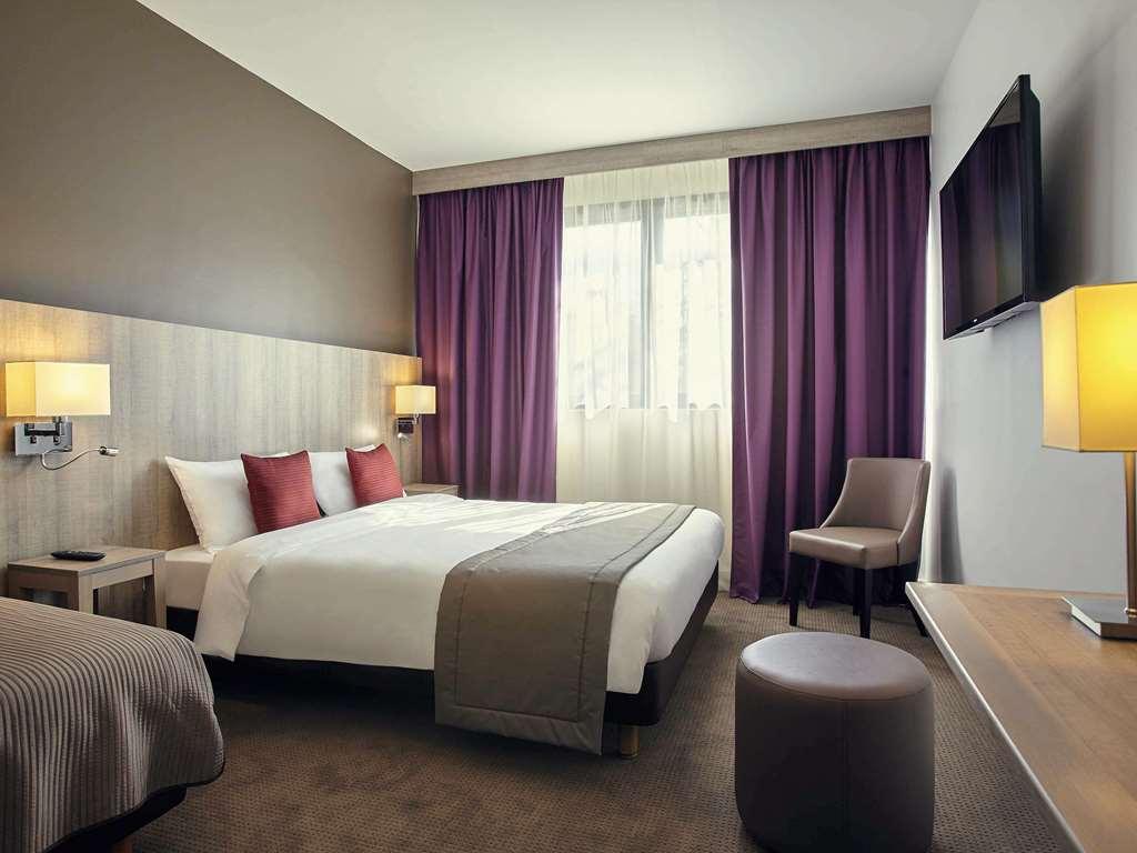 Mercure Versailles Paris Ouest Екстериор снимка